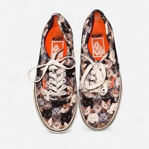 Vans Women's Cat Pattern Sneakers - Black and White